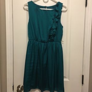 Ruffle sleeve detail dress